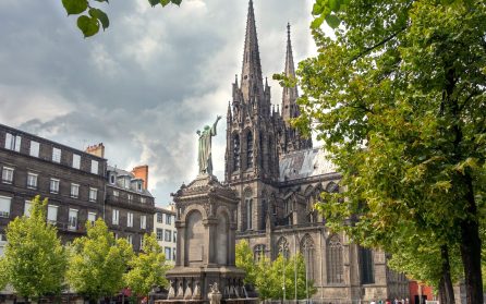 Vidare mot grottmålningarnas land och Clermont-Ferrand image