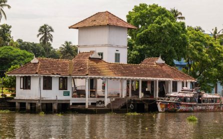 Från Kochi till Thrissur image