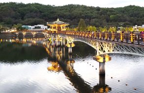 D-Day - Landstigningen i Normandie thumbnail