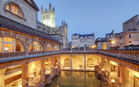 Elegans och historia i klassiska Bath – kulissernas Lacock image
