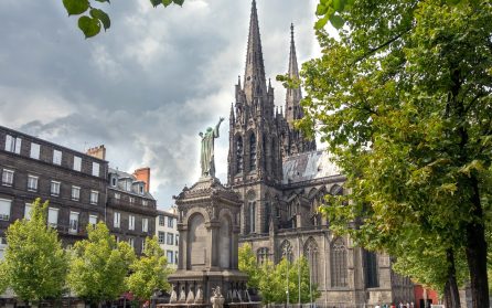 Hamburg till Clermont-Ferrand image