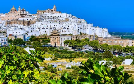 Ostuni – den vita staden, det gröna guldet och skimrande Alberobello image