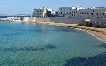 Joniska havets Gallipoli och freskernas Galatina image